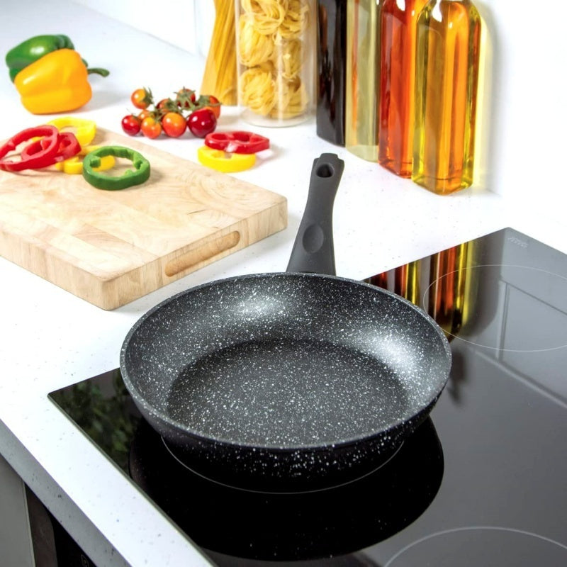 Toolavo Non-Stick Black Frying Pan – 24cm Ceramic PTFE Coated, Gas, Electric & Induction Compatible with Anti-Scalding Handle - Toolavo